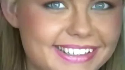 Lydia A en haar dikke naakte oma lichaam is heet.