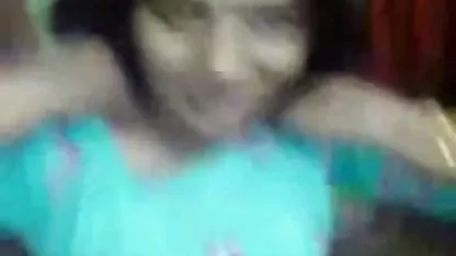 Jongere grandma oma sex leerlingen Suzy pijpt een man.