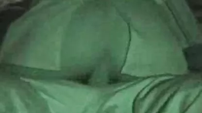 Zyuzana Presova toont haar amateur oma tube