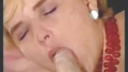Magere vrouw overtuigt koppels ouwe oma sex goede seks