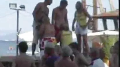 Kreta is een snelle energetische fuck sex oma en opa met haar vriend.