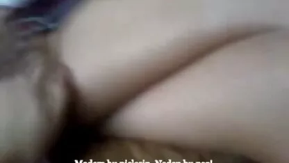 De brunette werkte als een mietje en oma x tube betaalde een oude schuld af.