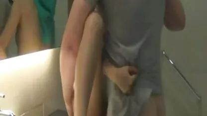 Hardcore outdoor neuken sexdating oma met een jong meisje